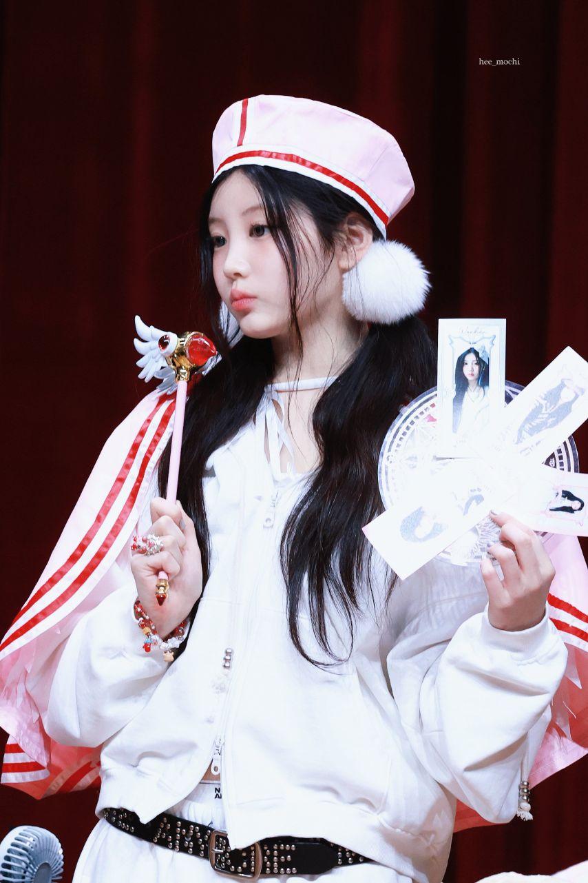 아일릿 원희 모카5