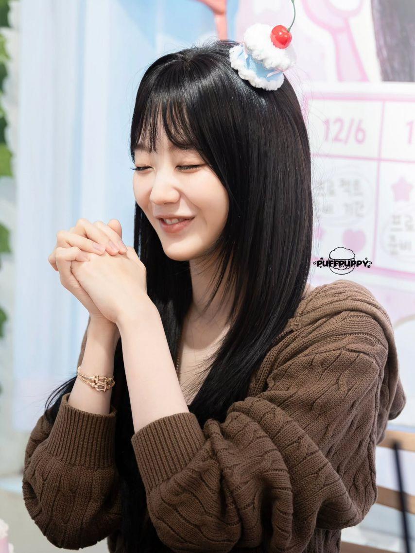 조이현 인별/ 991208 생일21