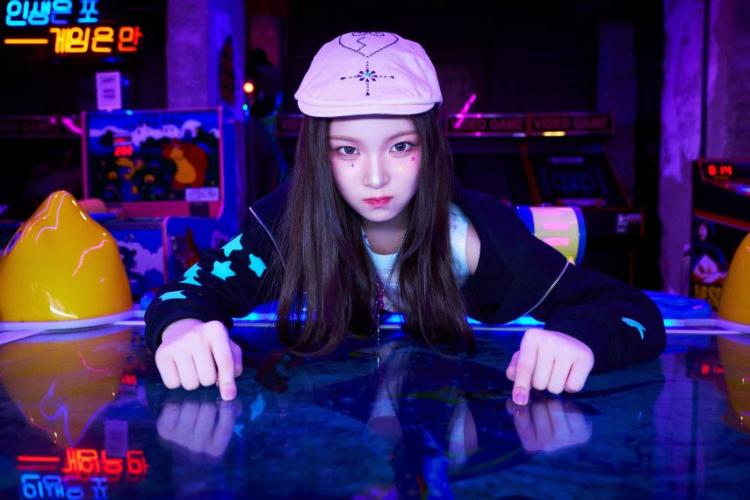 #SAYMYNAME 3RD EP ALBUM [&Our Vibe] Player: 메이, 도희, 준휘, 승주15