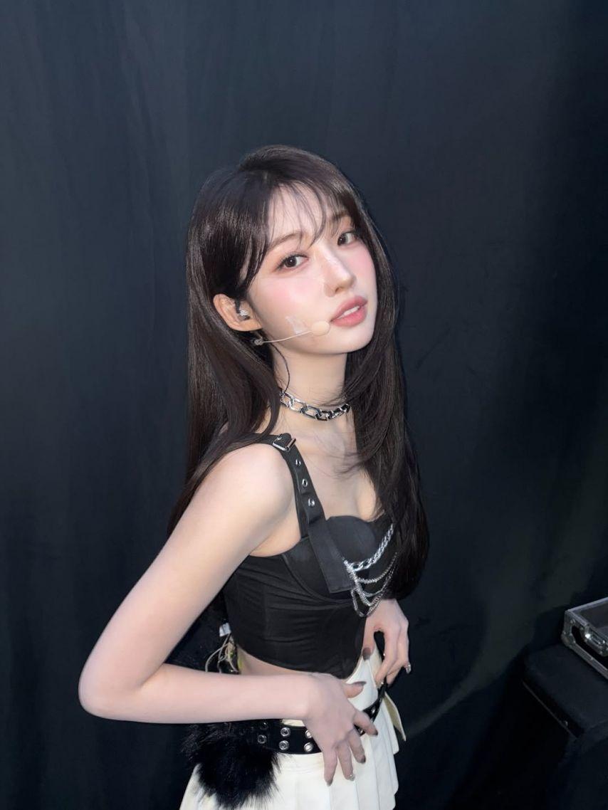 EVERGLOW (에버글로우) 시현0