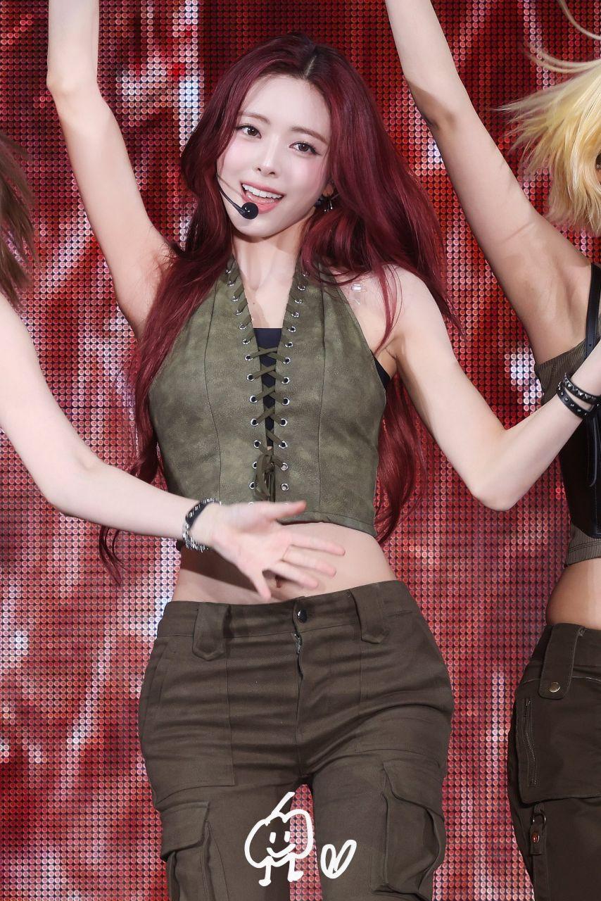 ITZY 유나 생일13