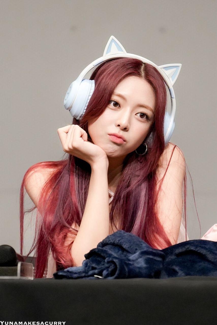 ITZY 유나 생일17