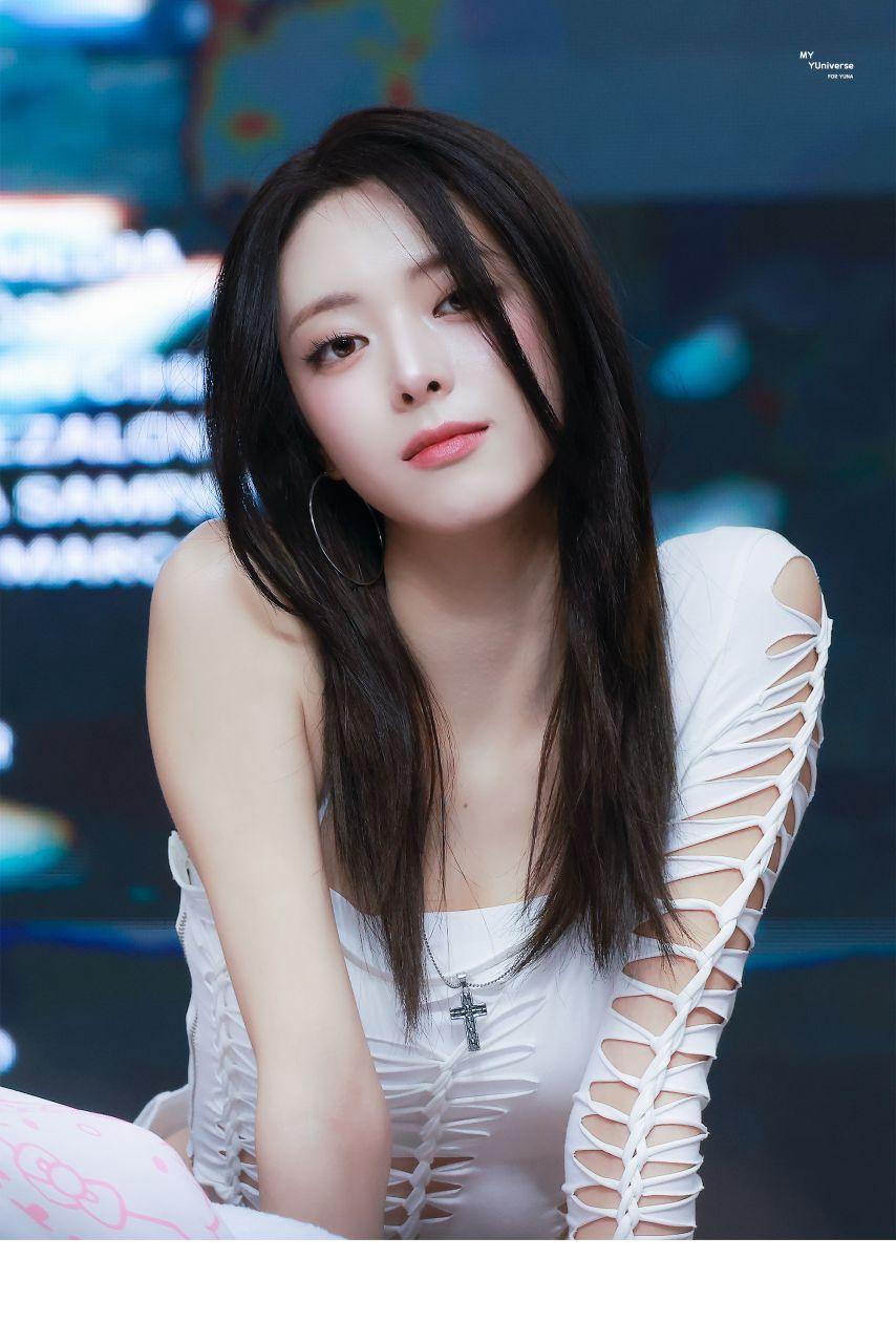 ITZY 유나 생일8