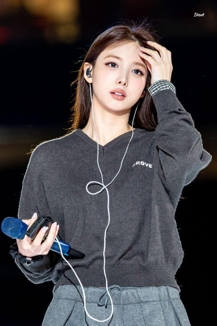 트와이스 나연 쯔위 정연 모모1