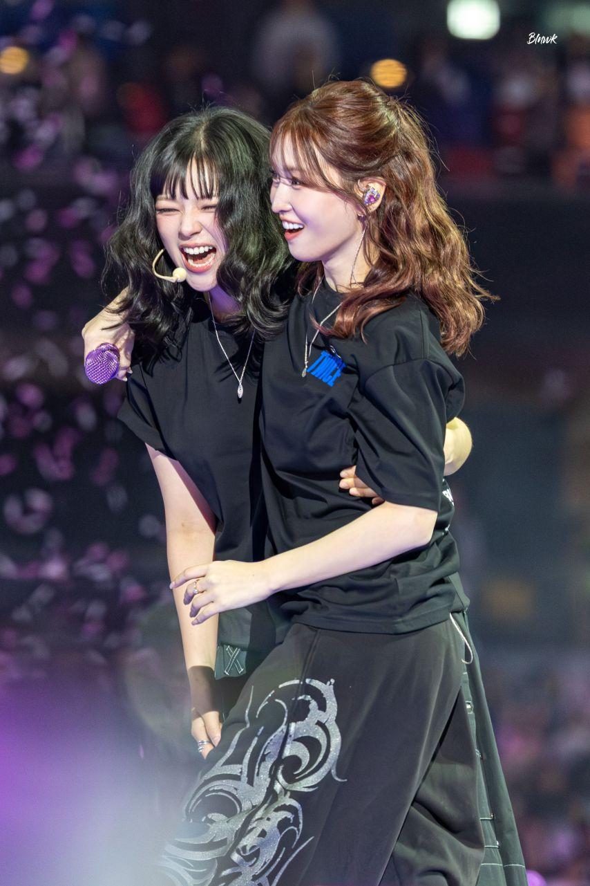 트와이스 나연 쯔위 정연 모모5