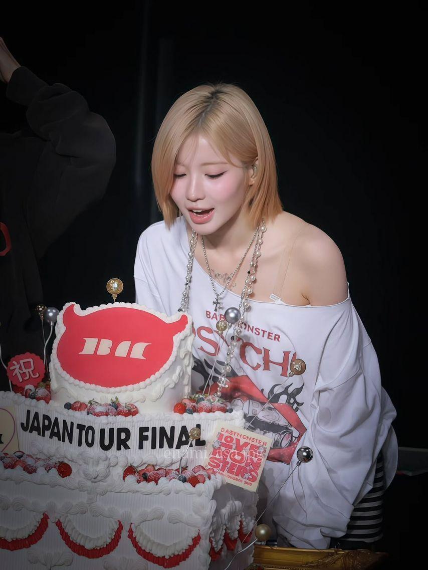 BABYMONSTER (베이비몬스터) 아사12