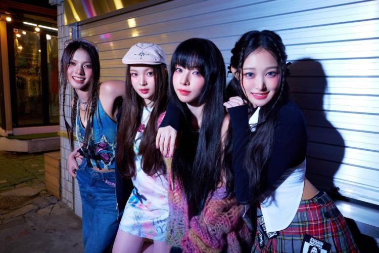 #SAYMYNAME 3RD EP ALBUM [&Our Vibe] Arcade Rush: #teamALIEN0