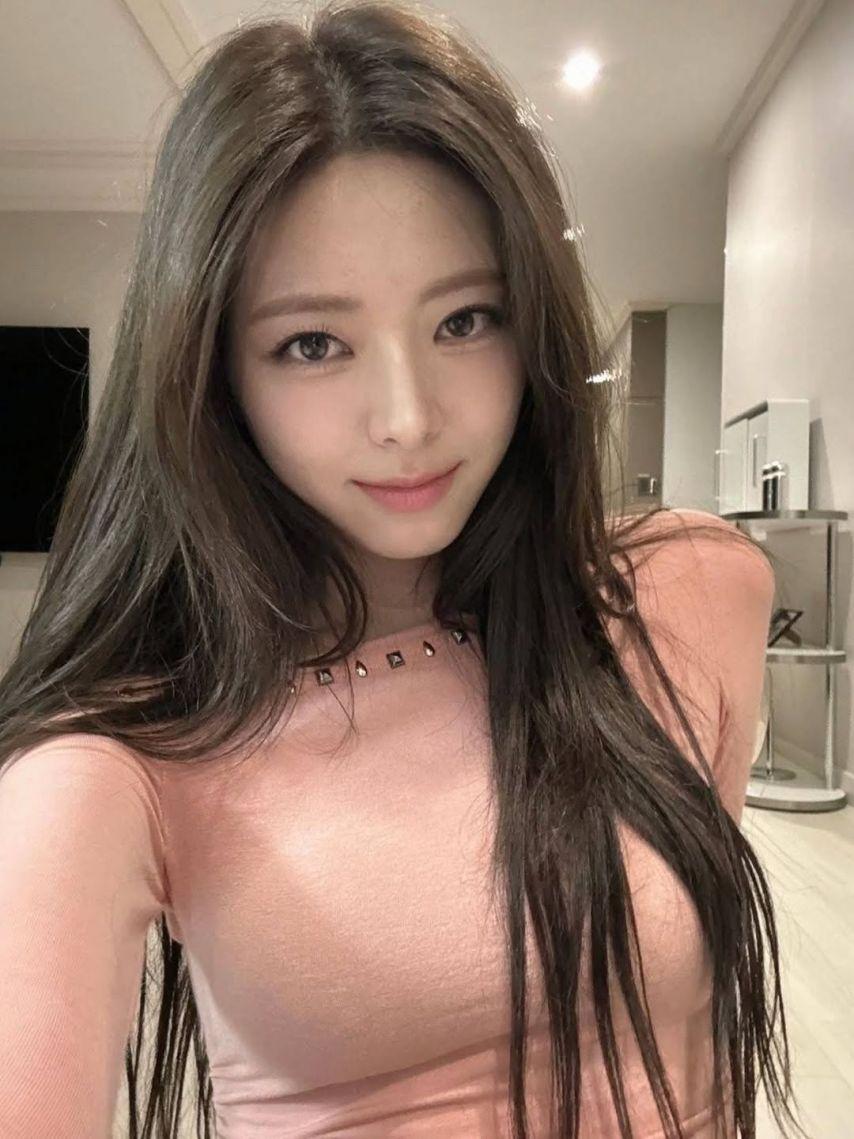 ITZY (있지) 유나0