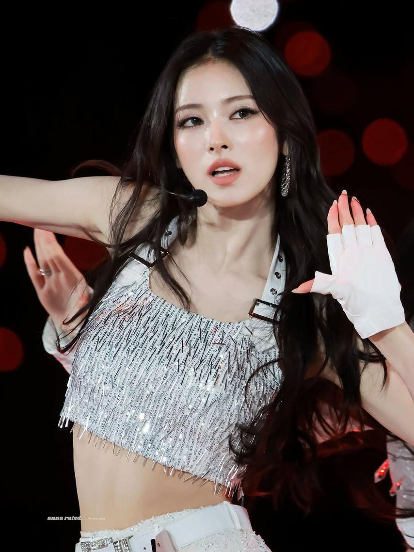 MEOVV (미야오) 안나7