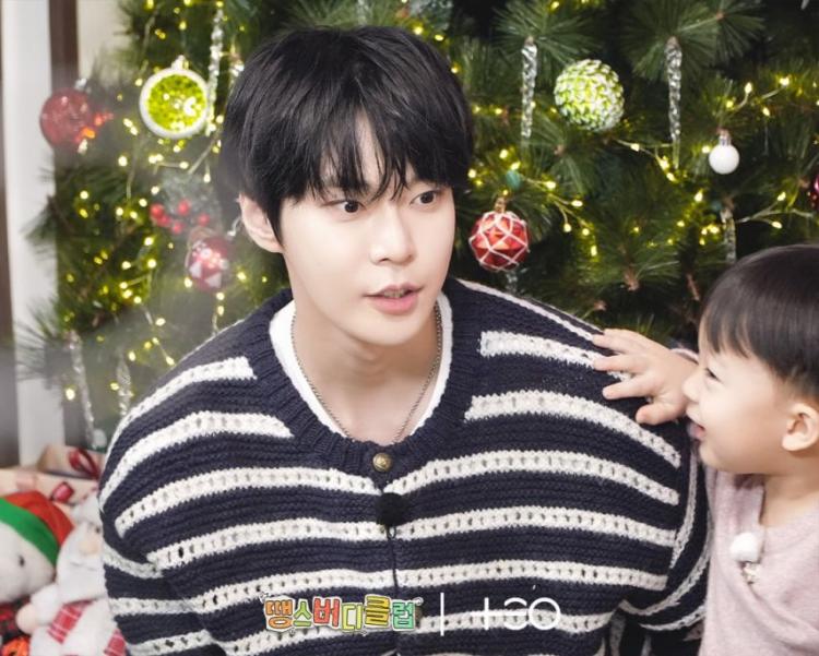 지수 블랙핑크 & 도영 진영 태하 조나단 땡스버디클럽12