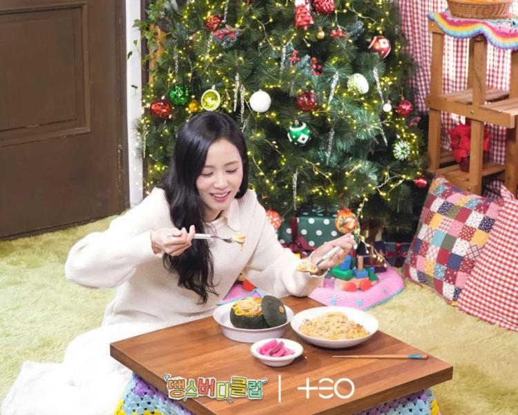 지수 블랙핑크 & 도영 진영 태하 조나단 땡스버디클럽1