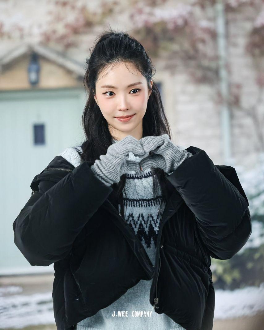 손나은 JJ지고트 비하인드15