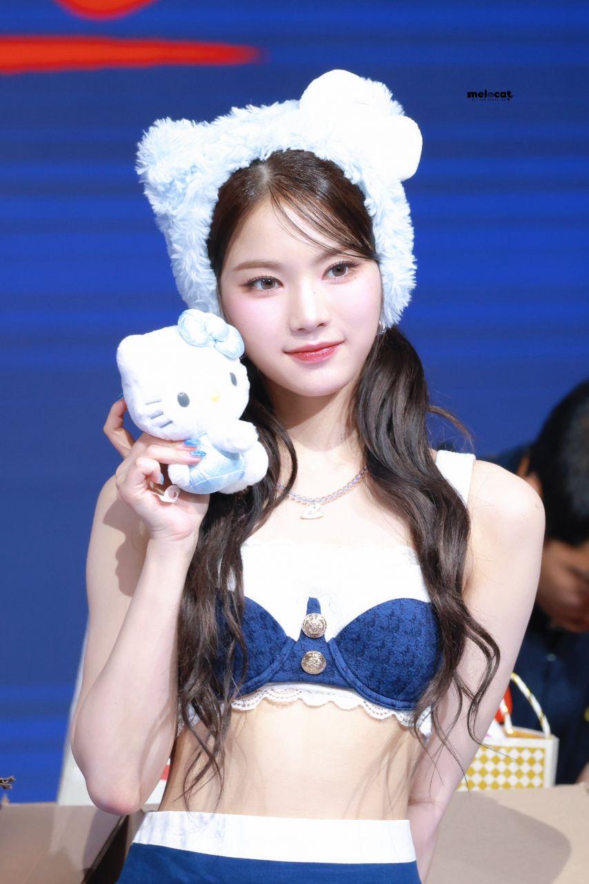 스테이씨 아이사1