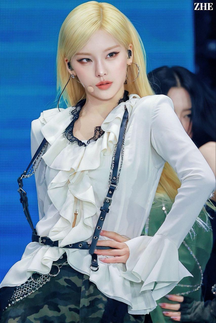 유나 예지 ITZY있지 2512135