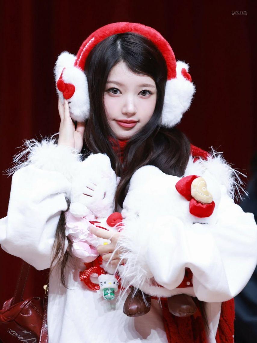 아일릿 (ILLIT) 모카1