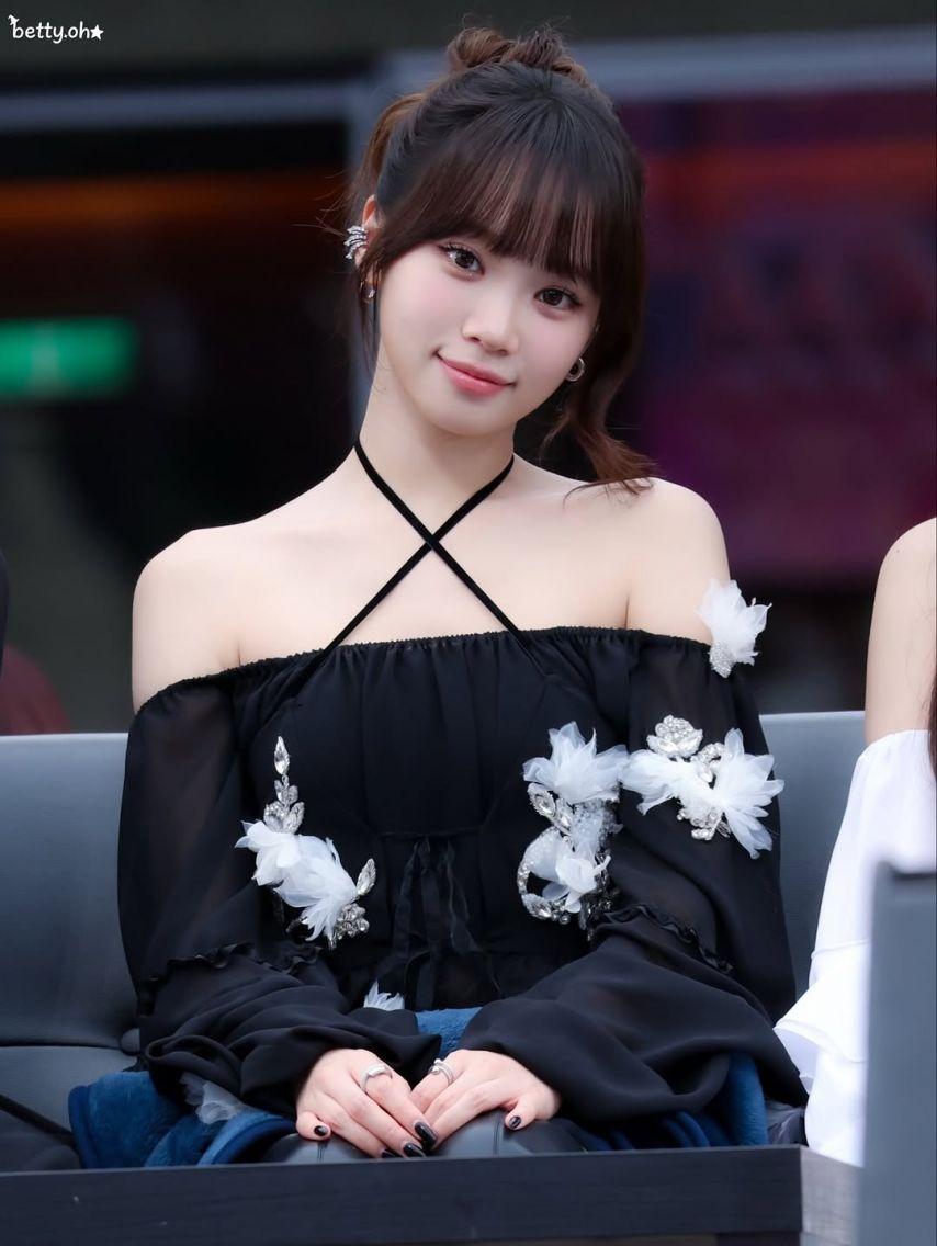 LE SSERAFIM (르세라핌) 김채원0