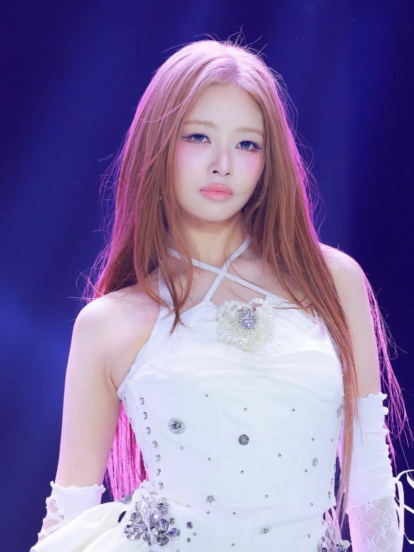 IVE (아이브) 레이0