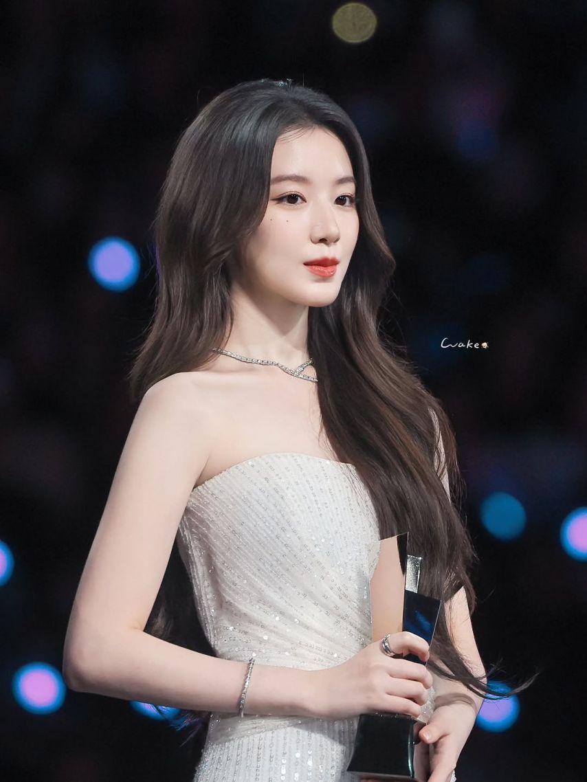 아이들 (i-dle) 슈화10