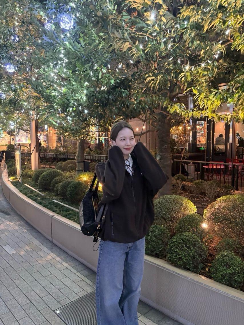 니쥬 (NiziU) 아야카1