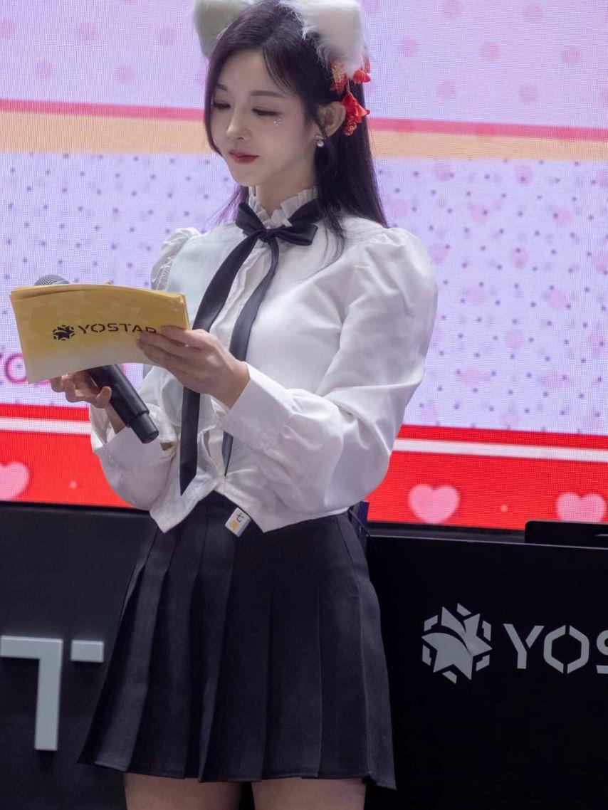 김효진 아나운서1