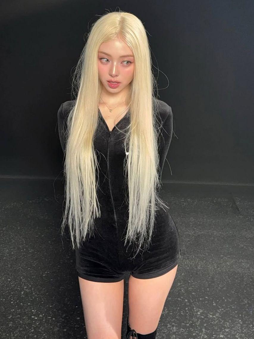 ITZY (있지) 유나1