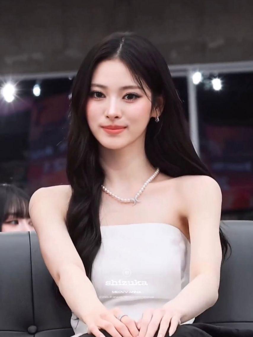 MEOVV (미야오) 안나10