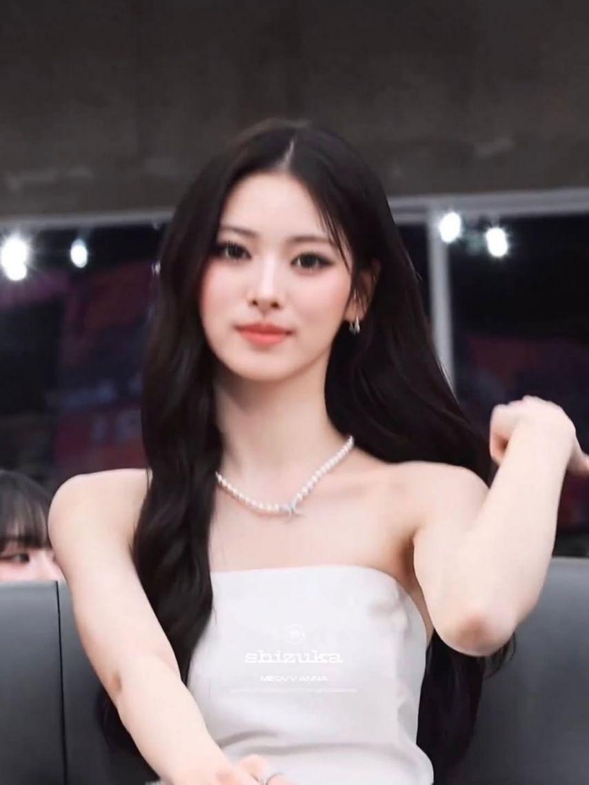 MEOVV (미야오) 안나9