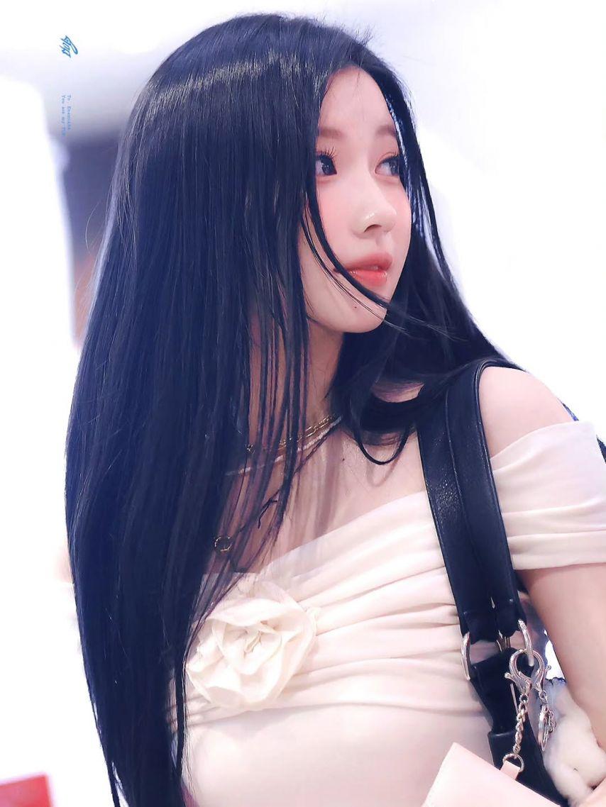 BABYMONSTER (베이비몬스터) 아사13