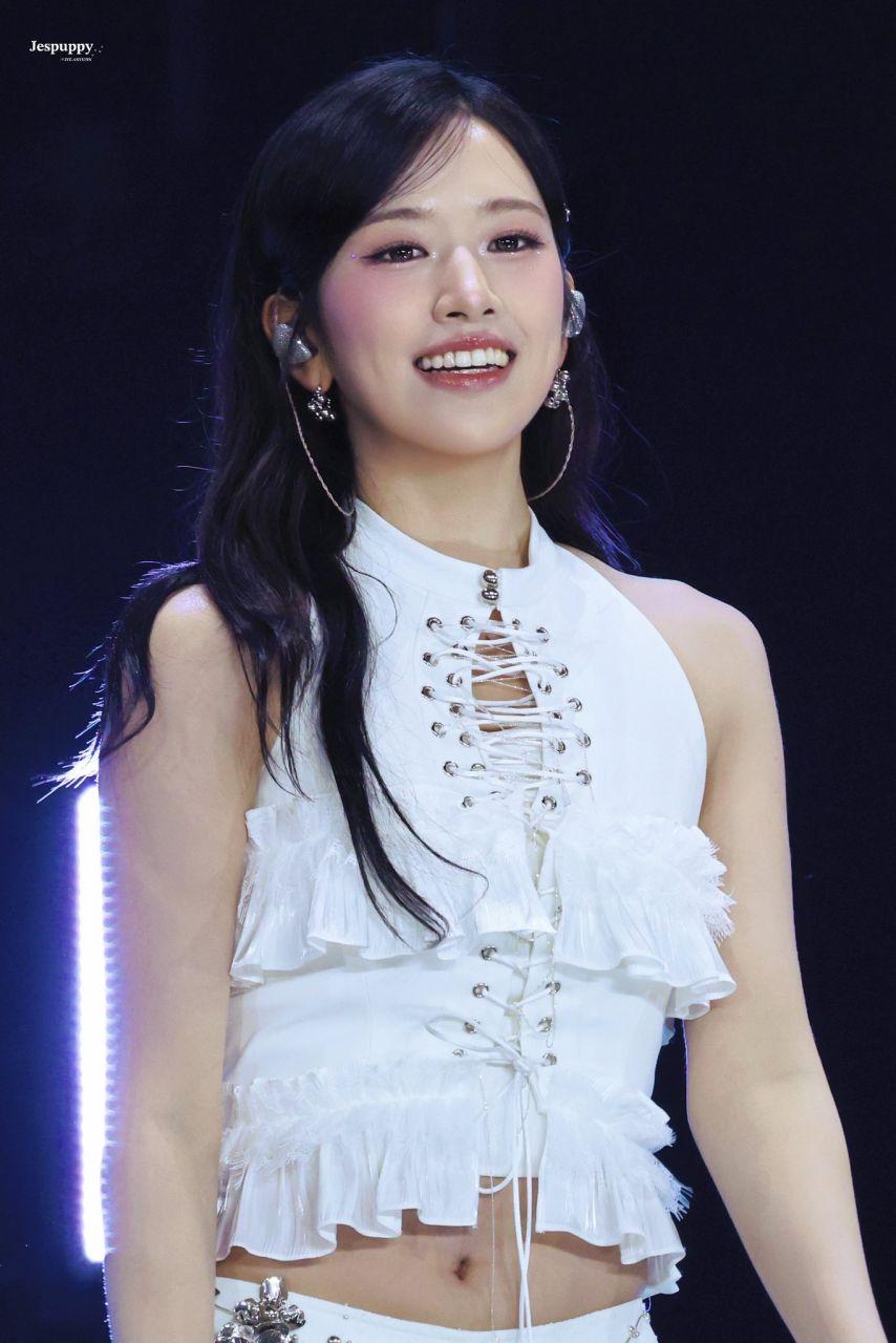 아이브 안유진7