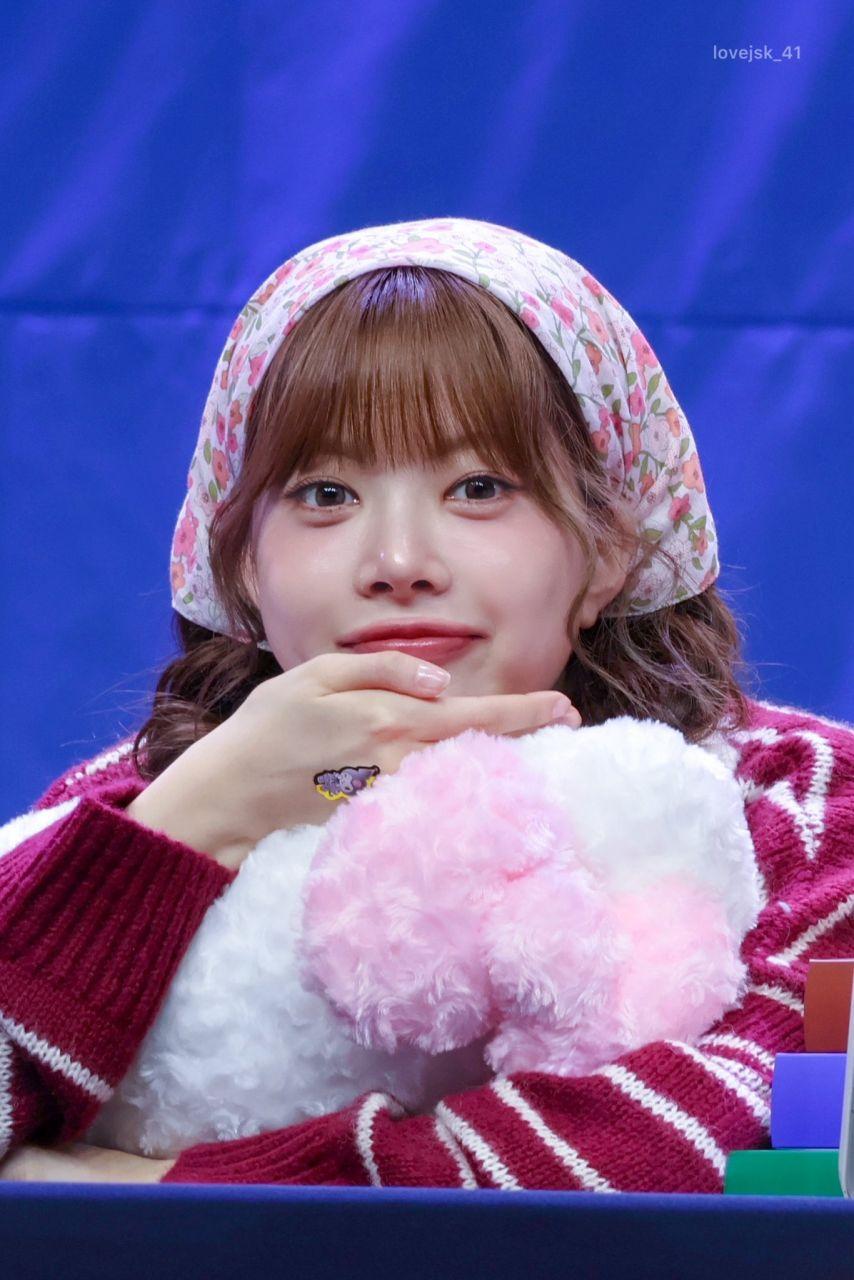 르세라핌 홍은채2