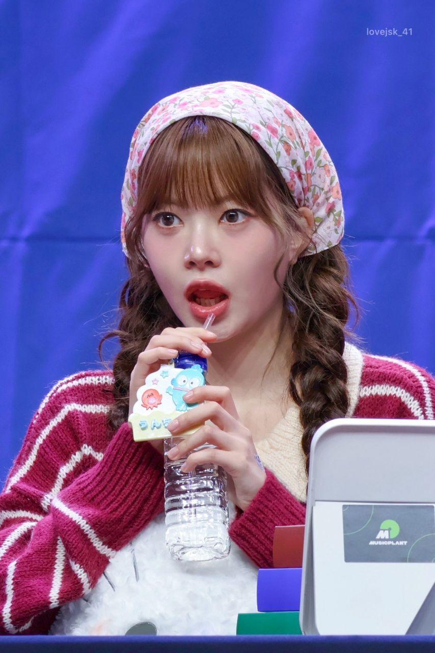 르세라핌 홍은채5