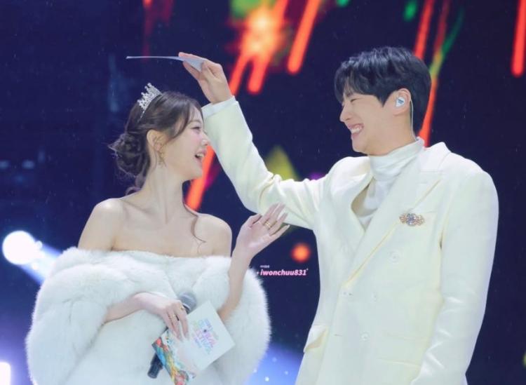 비 오는 날 장원영...(공주네 공주야)14