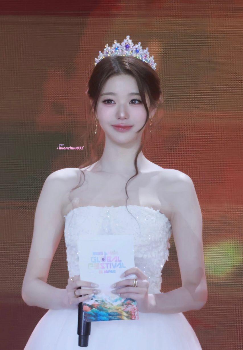 비 오는 날 장원영...(공주네 공주야)2