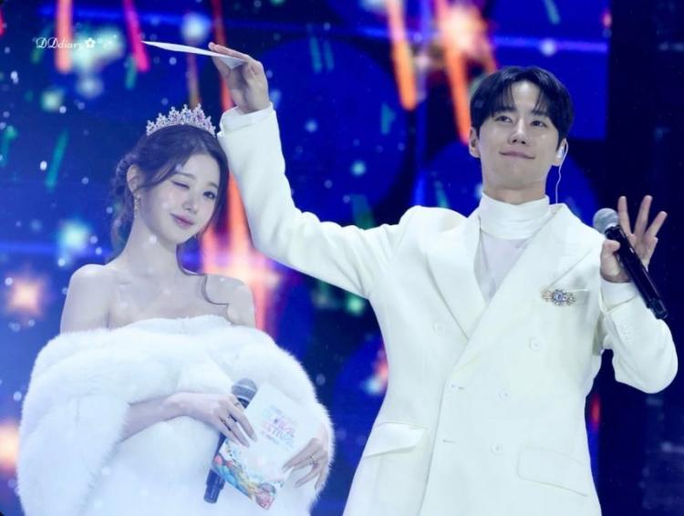 비 오는 날 장원영...(공주네 공주야)8