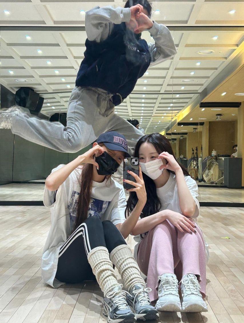 이미주 유지애 류수정 김지연 서지수 정예인 이수정 러블리즈/ 케이 인별10