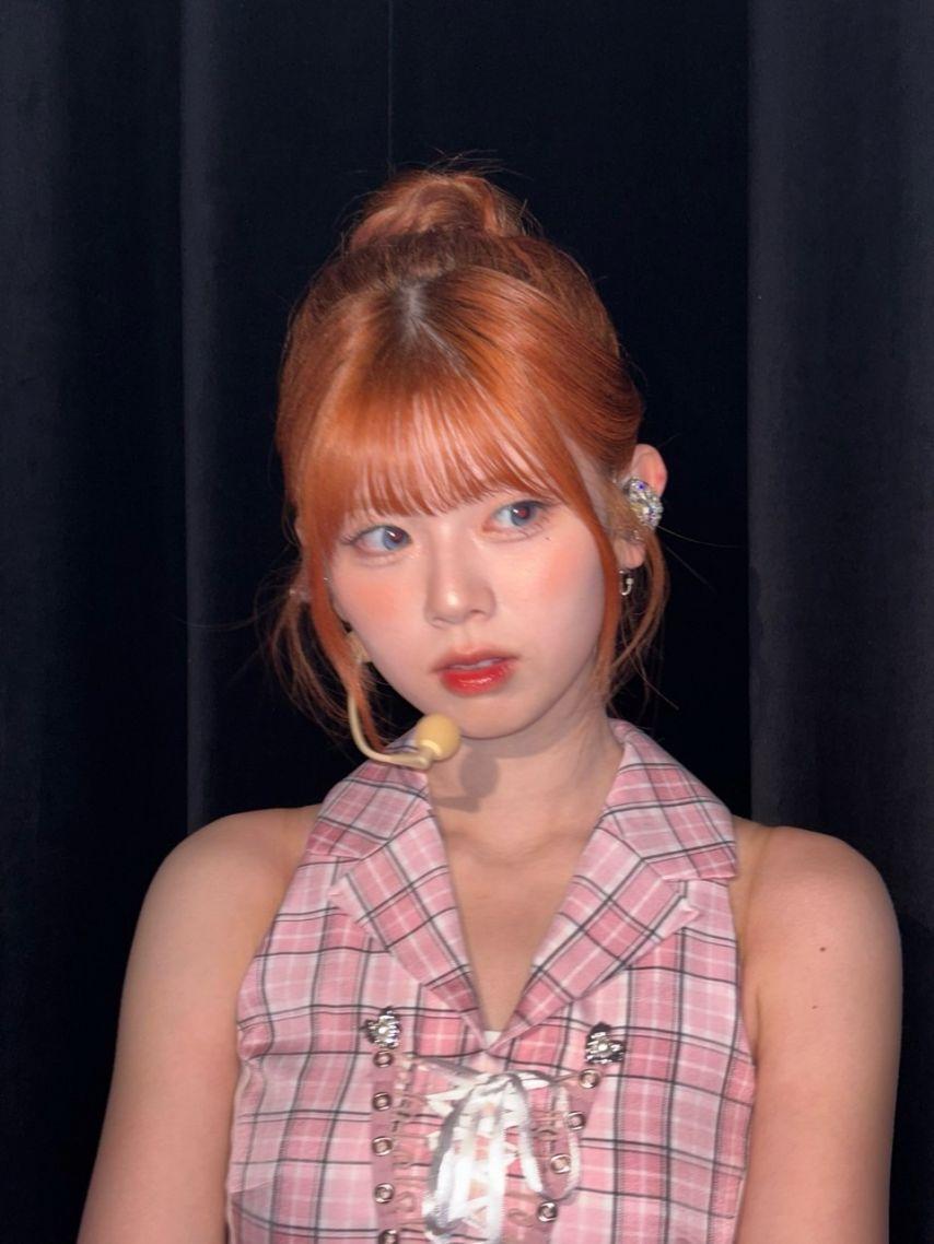 니쥬 (NiziU) 리쿠1