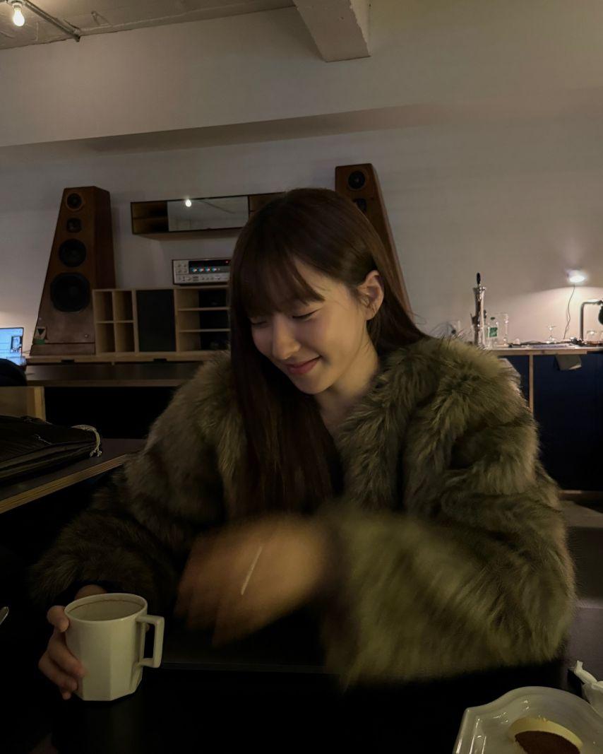 여름/ 은서손주연/ 연정 우주소녀 인별5