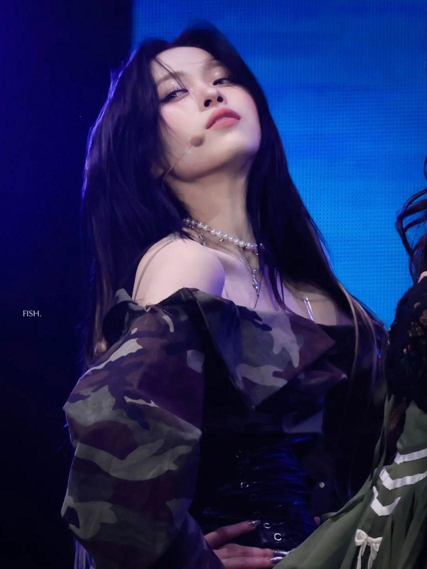 ITZY (있지) 류진1