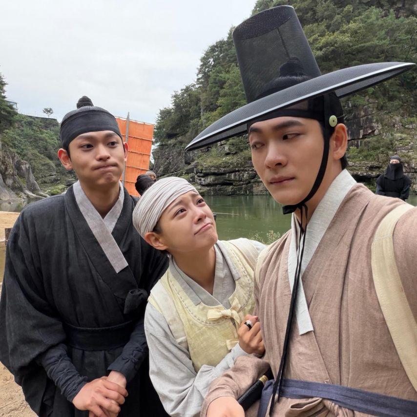 김세정 인별 이강에는달이흐른다/ 태양계6