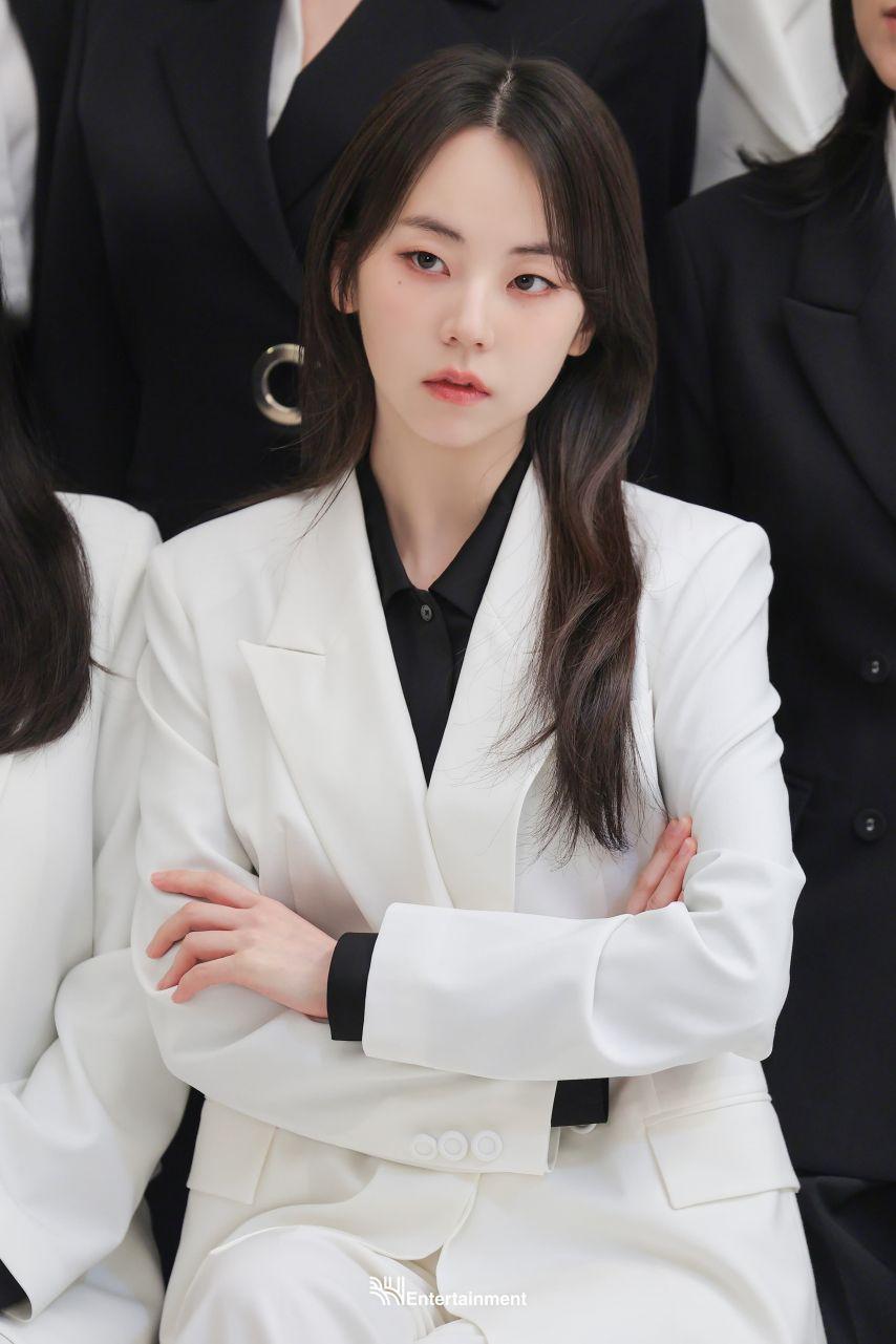 안소희 포스터 촬영 BHIND14