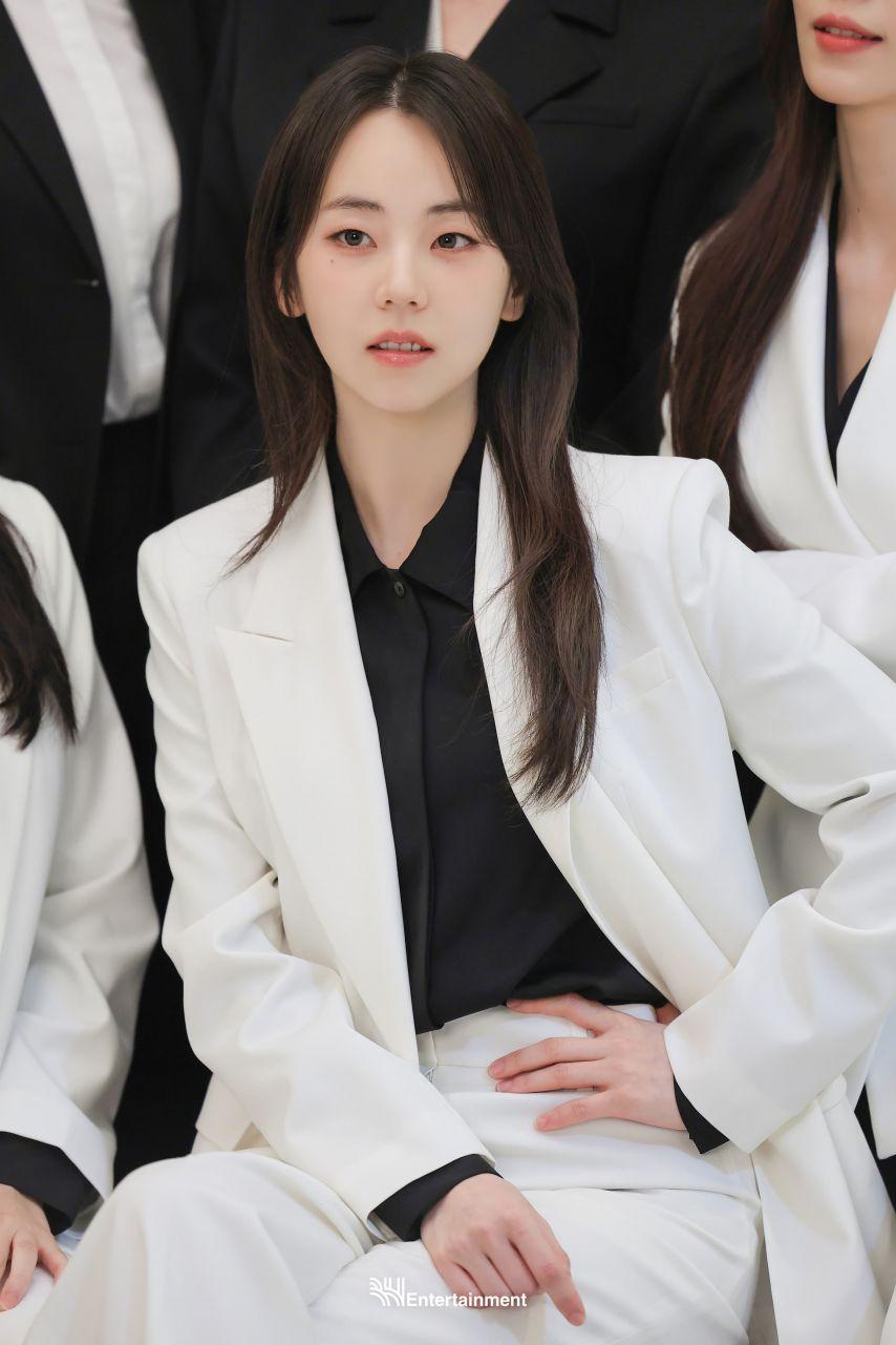 안소희 포스터 촬영 BHIND18