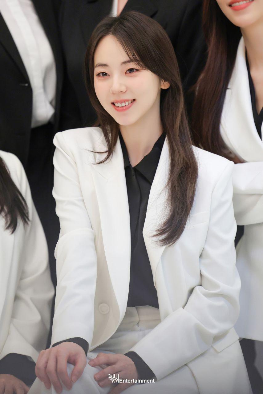 안소희 포스터 촬영 BHIND19