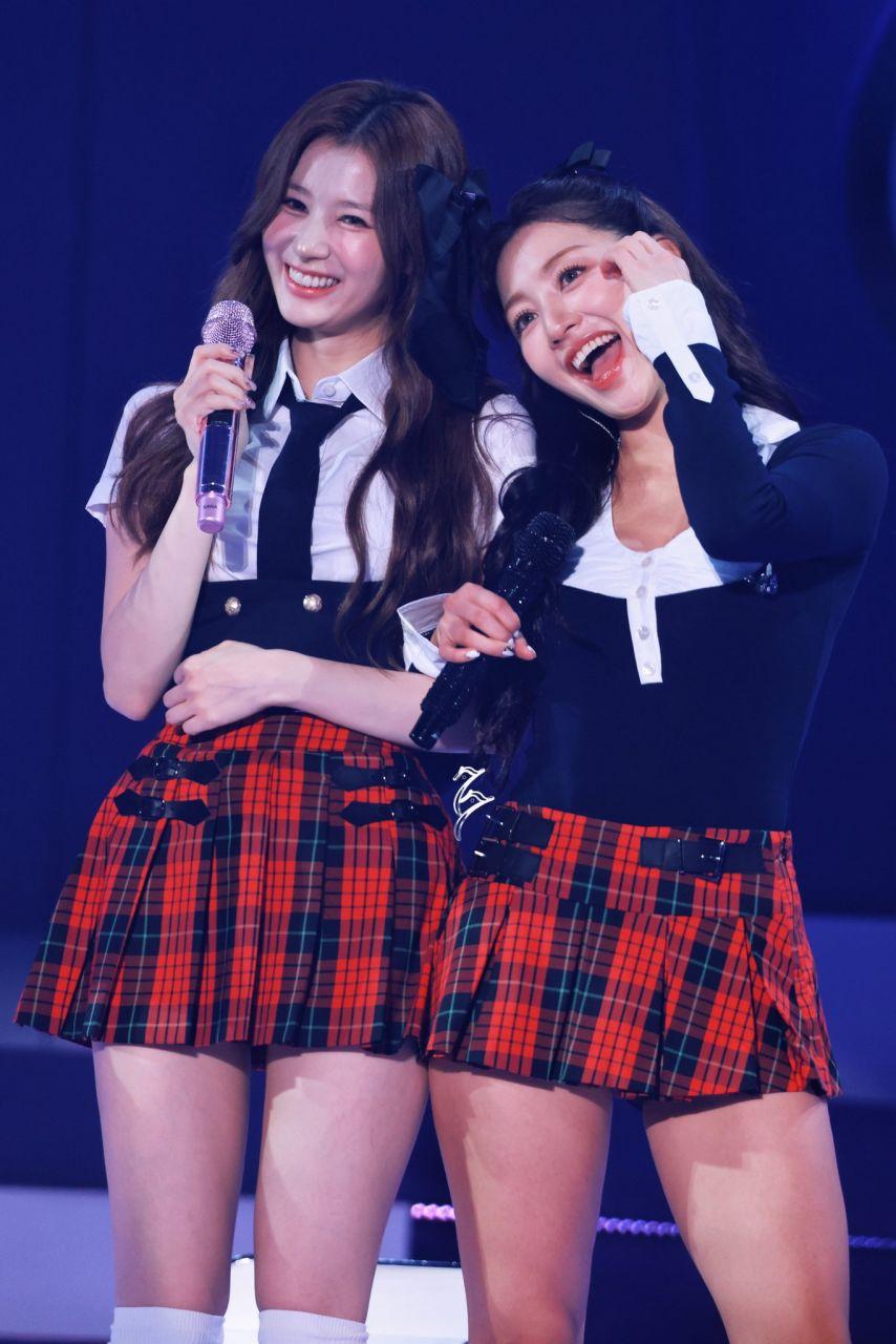 트와이스 사나 지효3