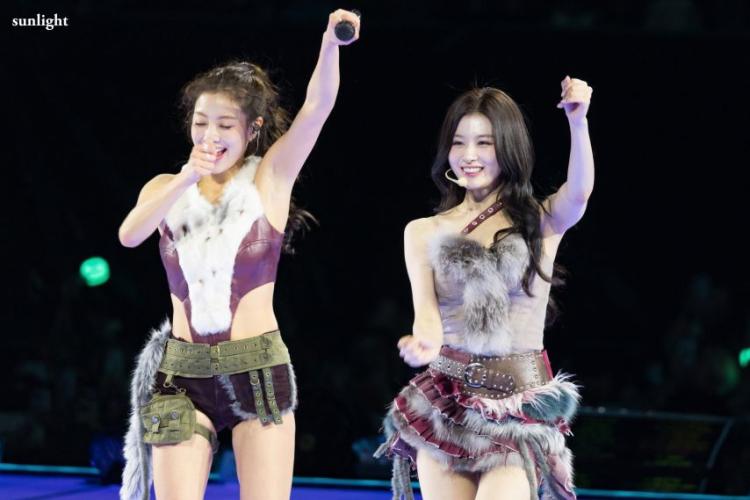 트와이스 사나 지효9