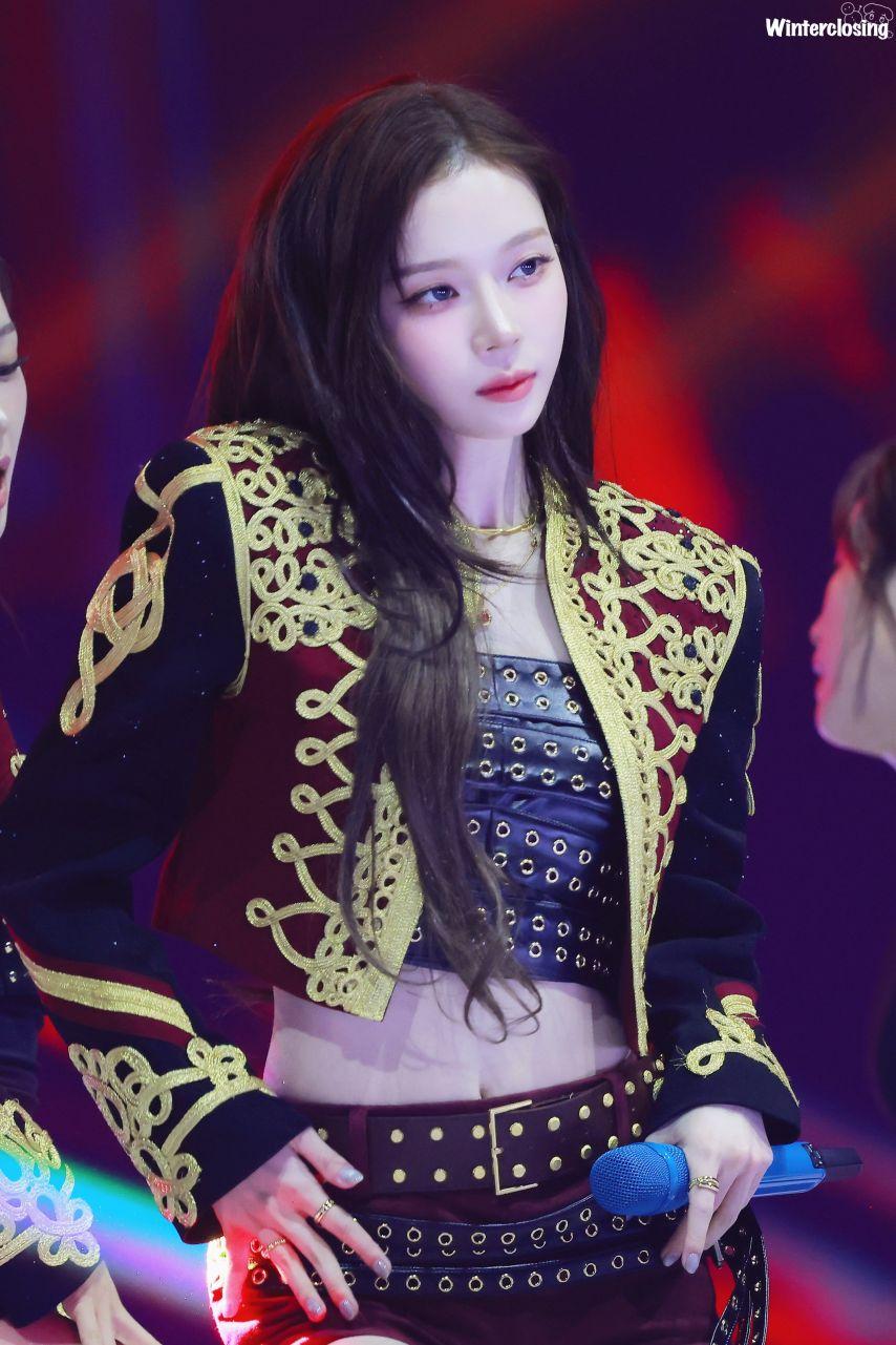 에스파 윈터 닝닝10