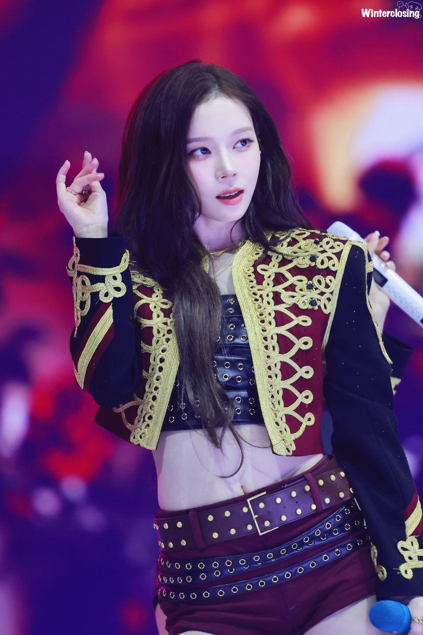 에스파 윈터 닝닝8