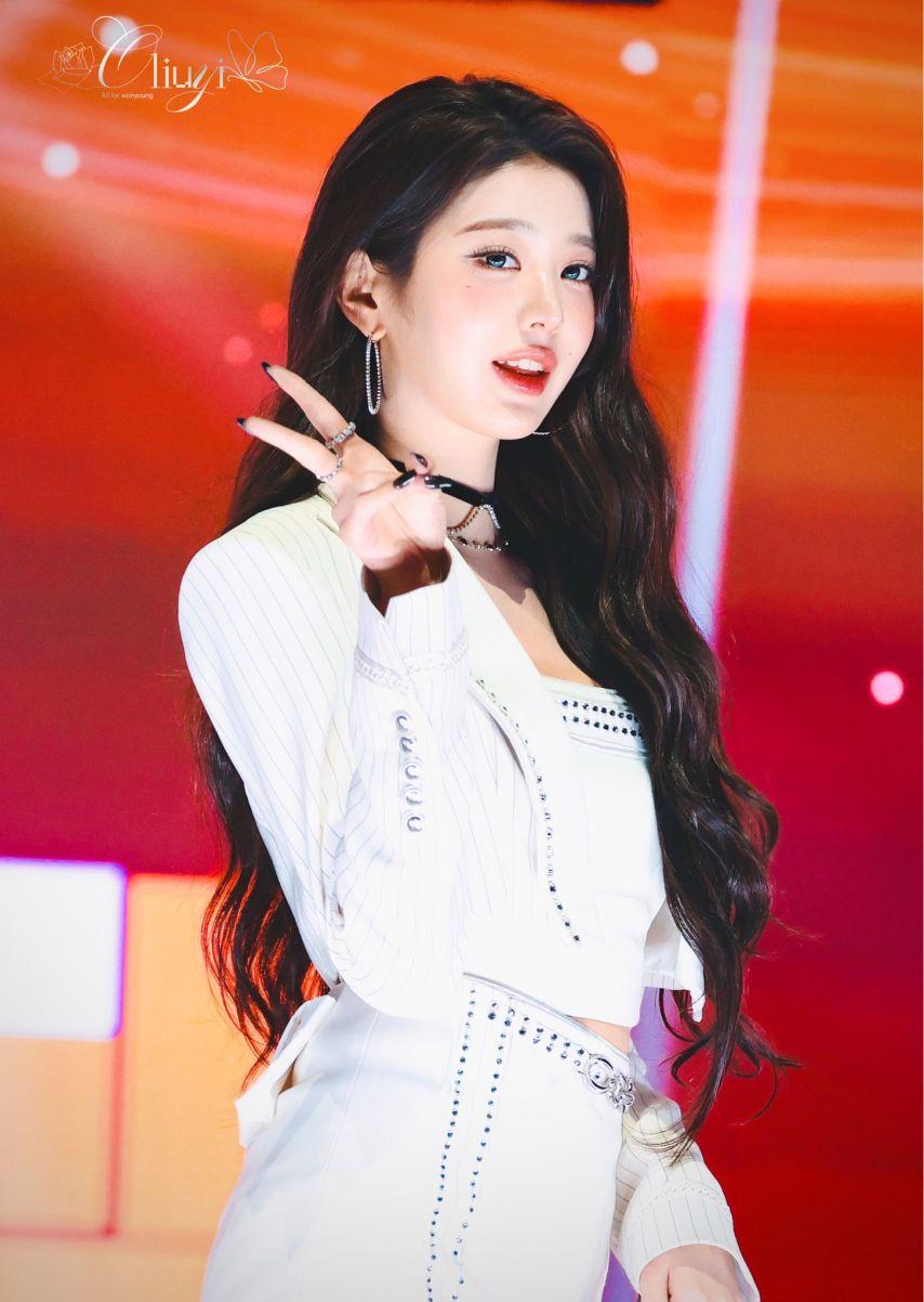 아이브 장원영10