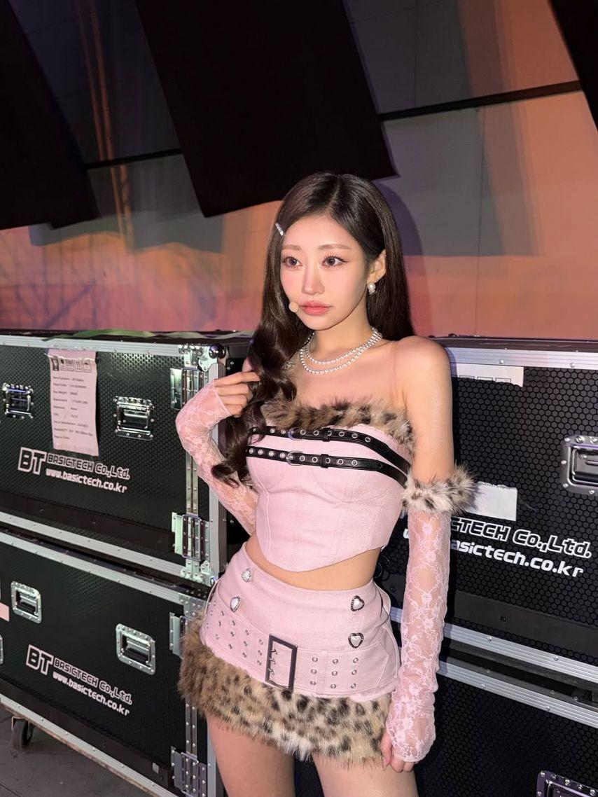 KISS OF LIFE (키스오브라이프) 쥴리2