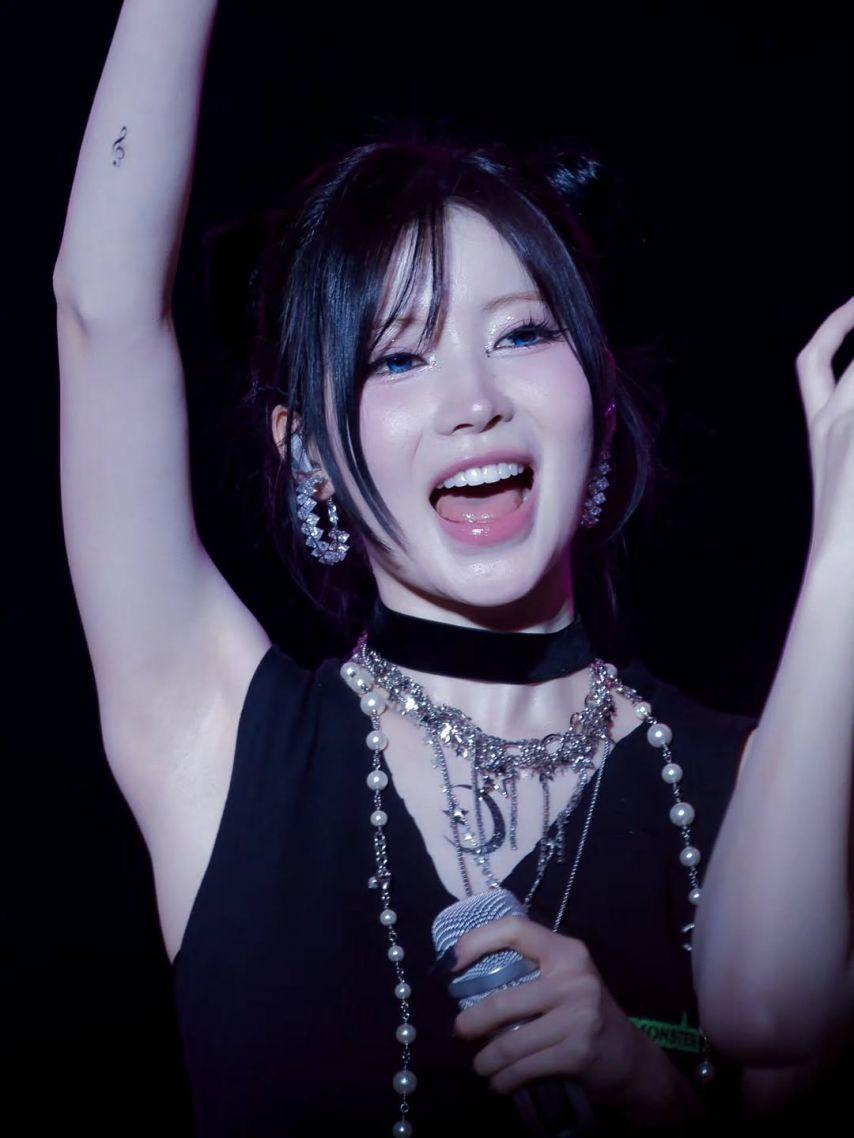 BABYMONSTER (베이비몬스터) 아사8