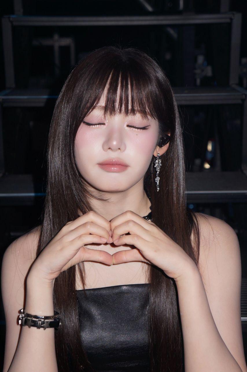 베이비몬스터 로라4